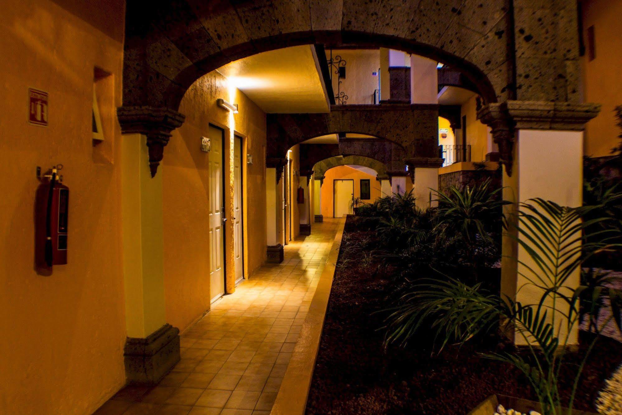 Hotel Guanajuato Buitenkant foto
